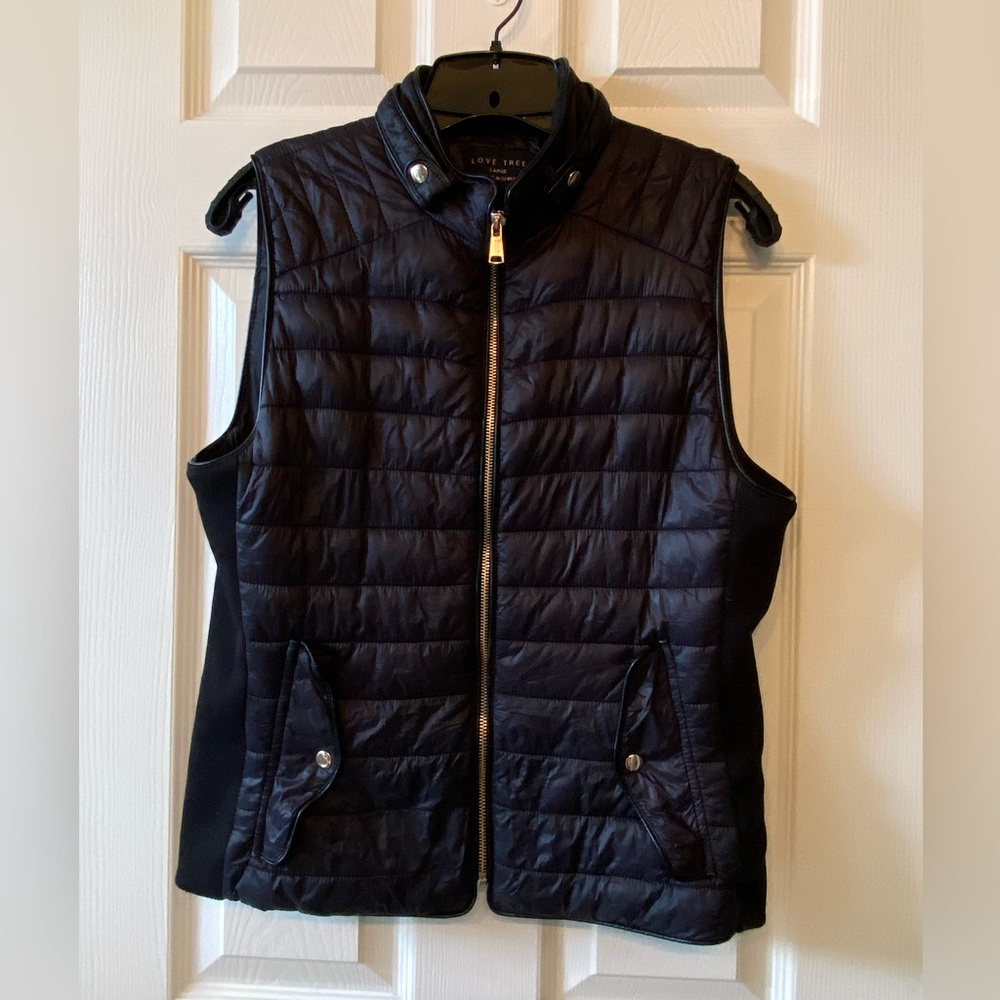 Love Tree Puffer vest